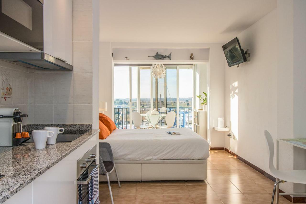 Holidays Penthouse Vues Panoramiques Sur Le Port Naval,Un Sejour Elegant Assure " Wifi Parquing Gratuit 로지즈 외부 사진